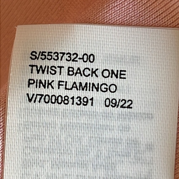 Old Navy Flamingo Twist-Back Cutout One-Piece Swimsuit - Picture 8 of 8